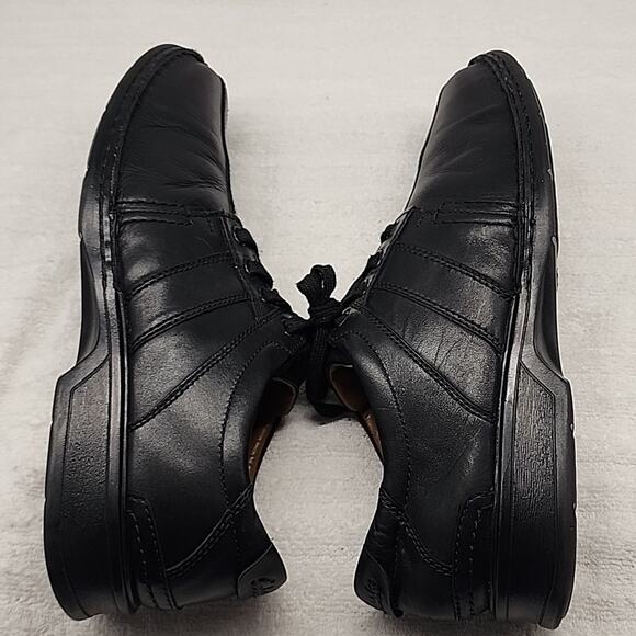 CLARKS TOUAREG VIBE BLACK LEATHER OXFORDS MENS 12 M GUC MADE IN INDIA - Picture 7 of 16